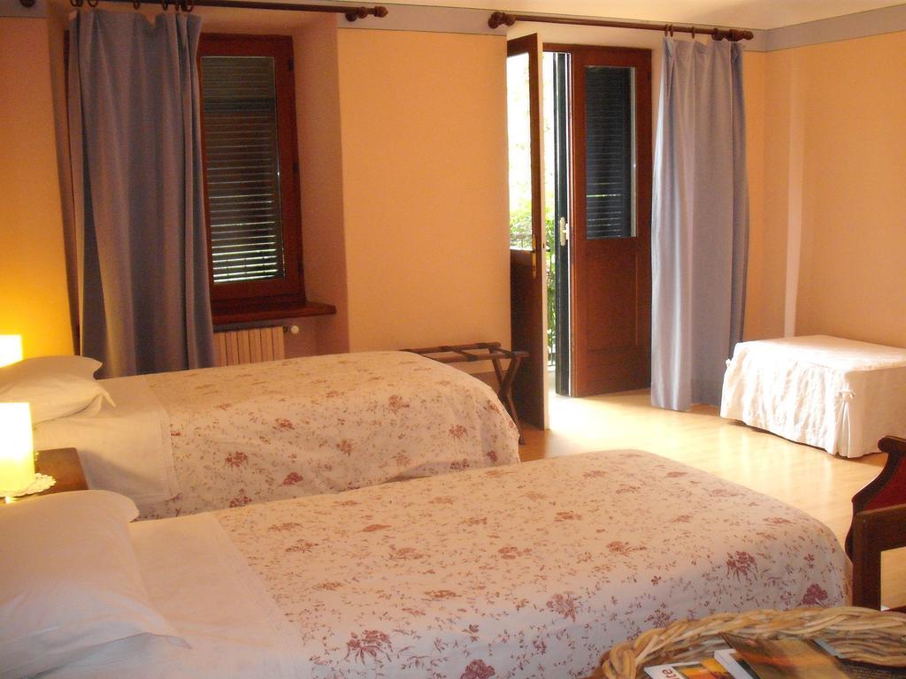 Il Glicine Bed & Breakfast Zimone Exterior photo